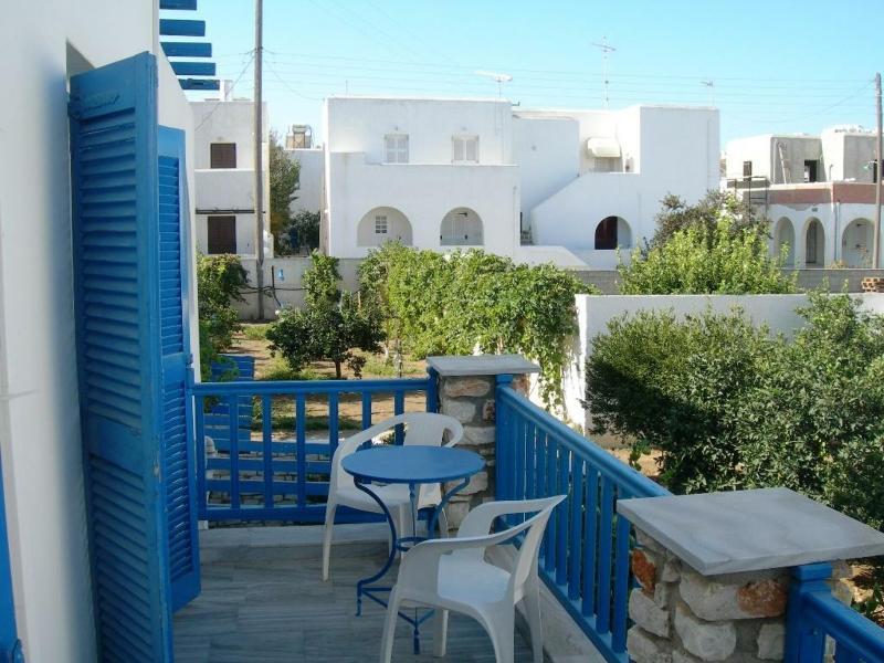 Aegeon Pension Парос Экстерьер фото